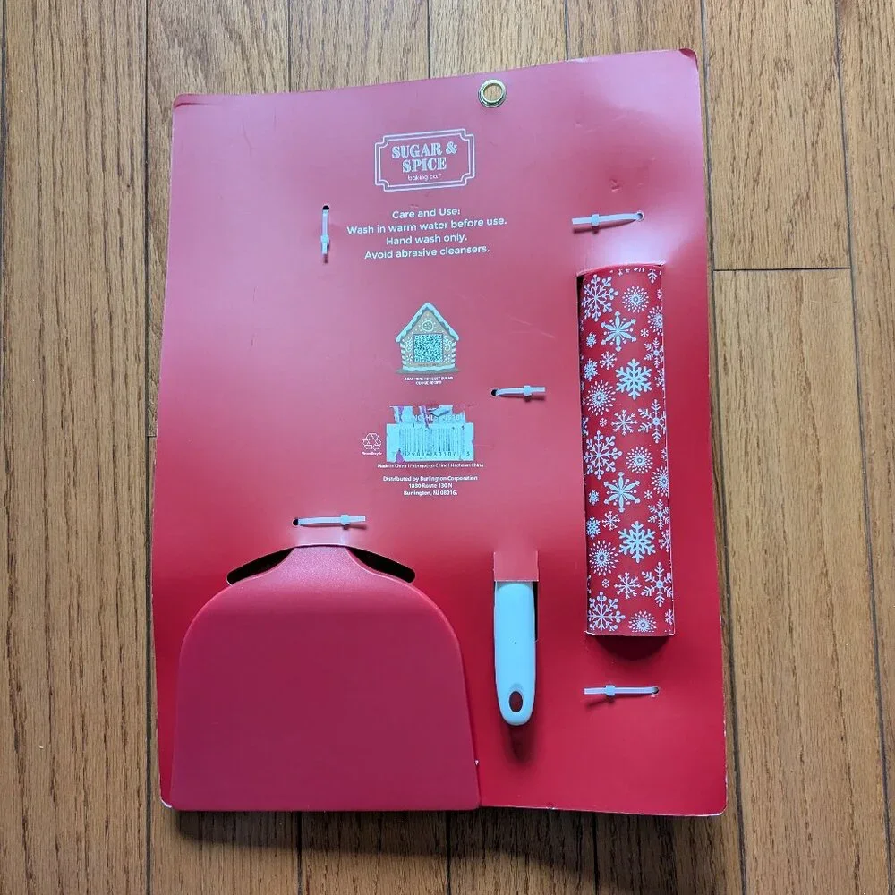 Sugar and Spice 5-Piece holiday Baking Set